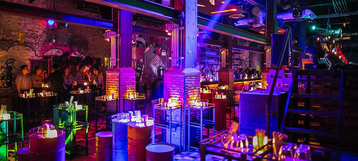 Demo salir de fiesta Thong Lor